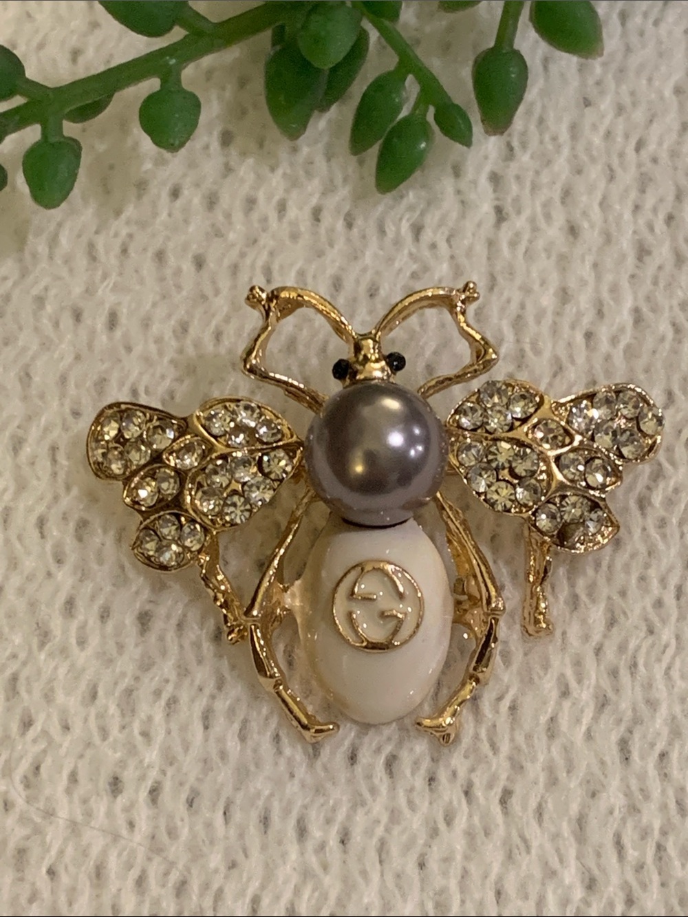 FASHION Brooch